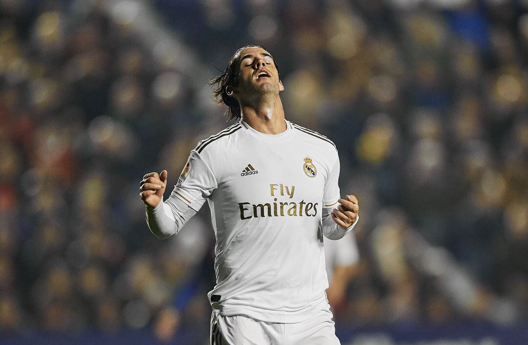 Isco, en el partido entre el Levante y el Real Madrid.