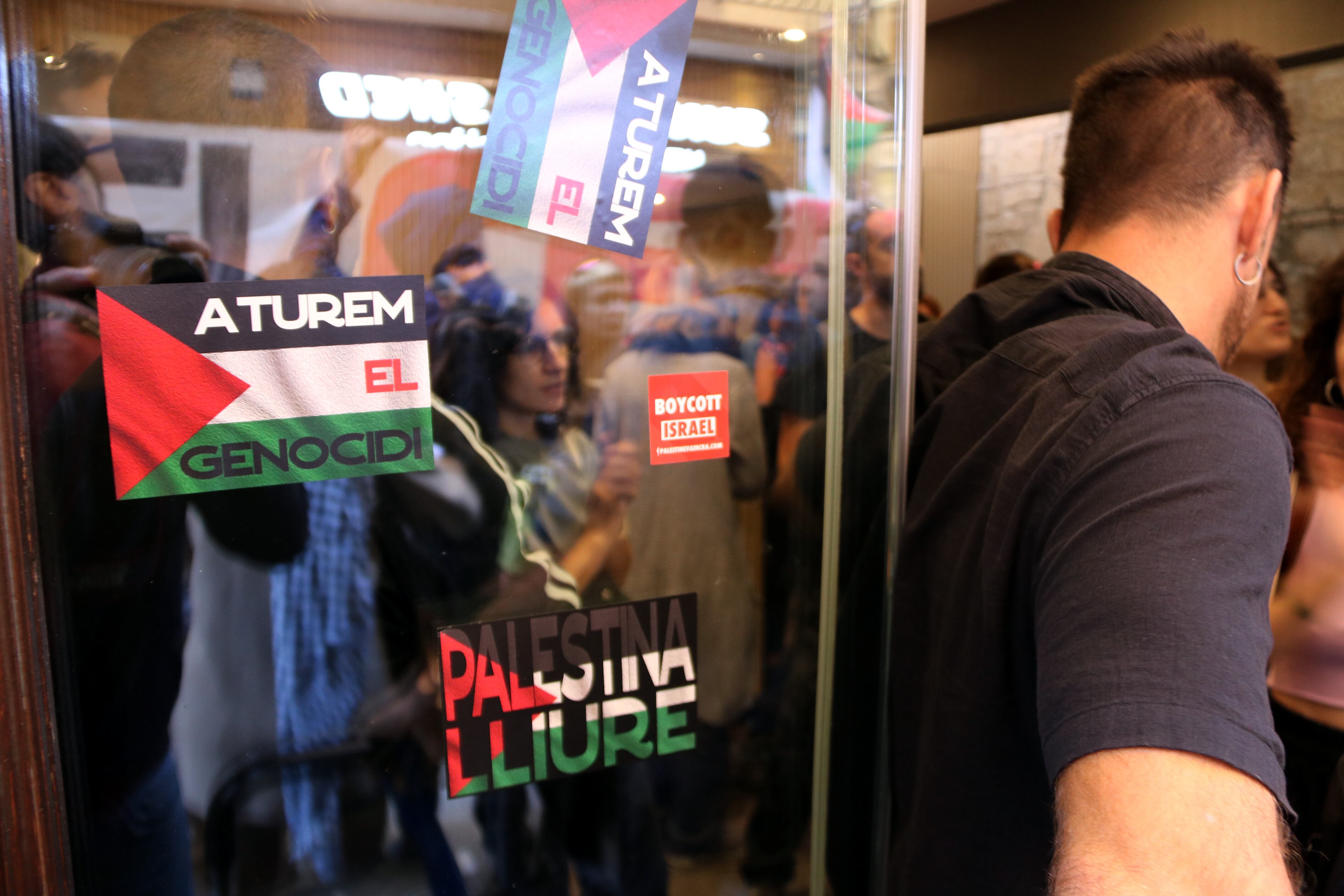 Imatge de l'ocupacoó de l'hotel Cortés. Font: ACN