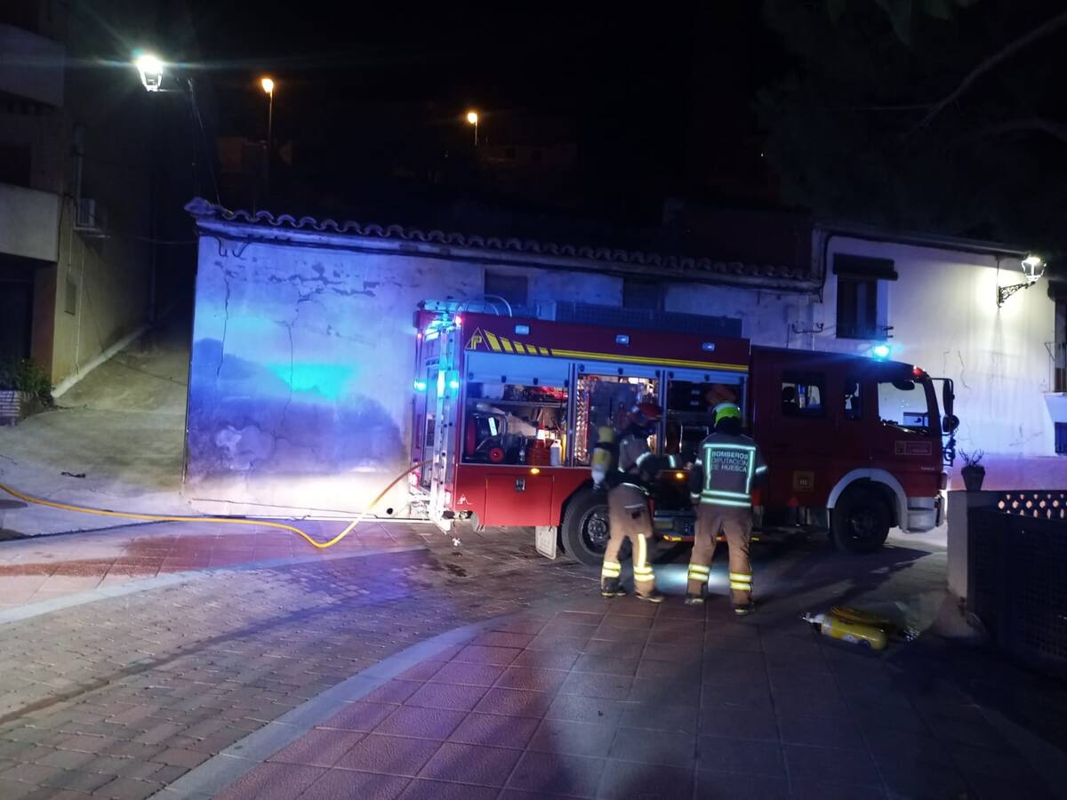 Una persona intoxicada por monóxido de carbono en un incendio en Castejón del Puente