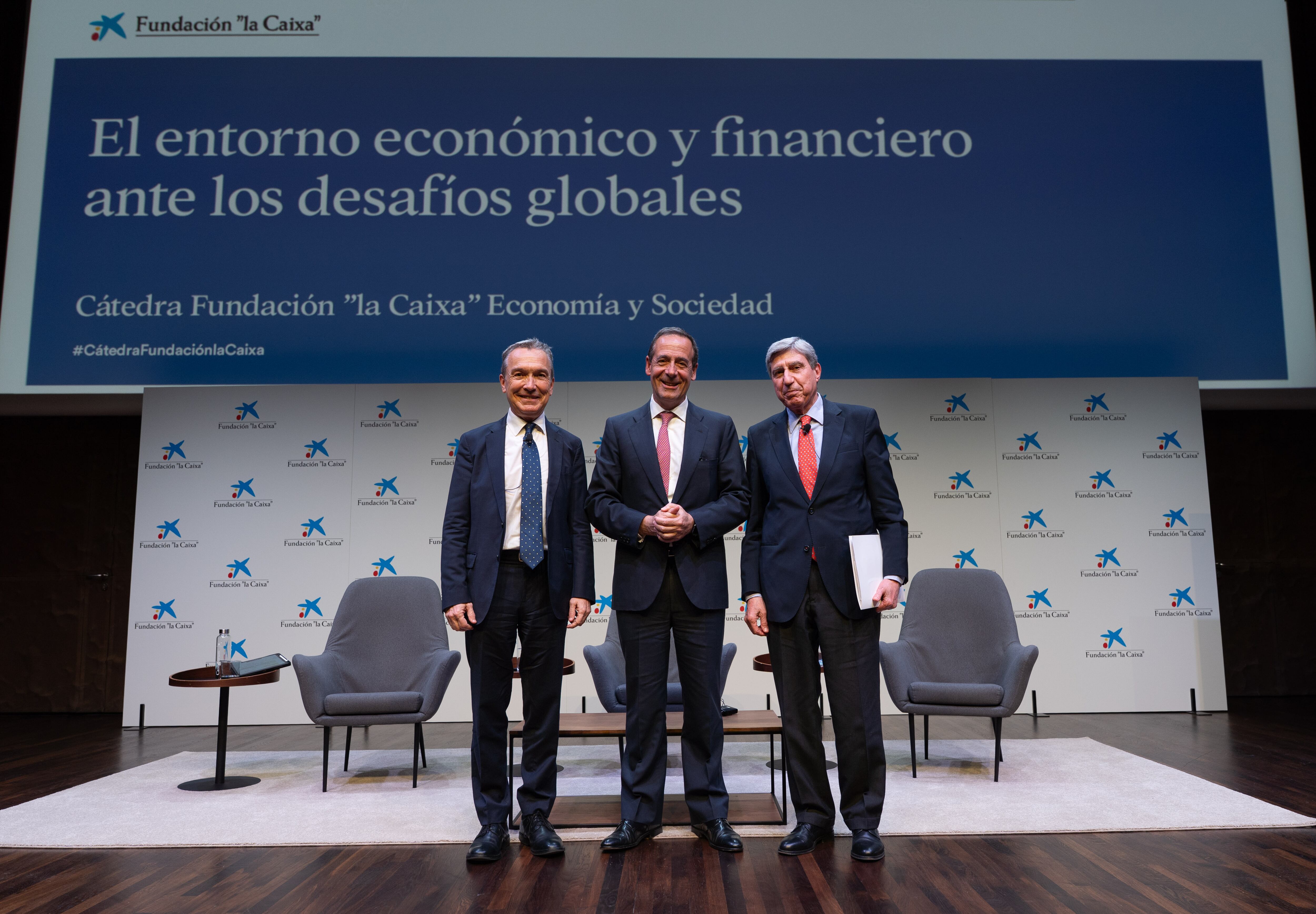 Fotografía de la Cátedra Fundación La Caixa Economía y Sociedad