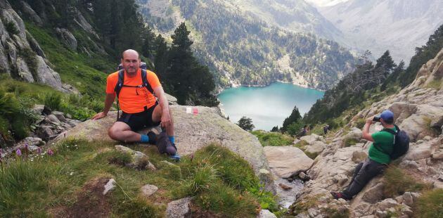 Aristóteles Moreno, en plena ruta por el Pirineo Catalán.