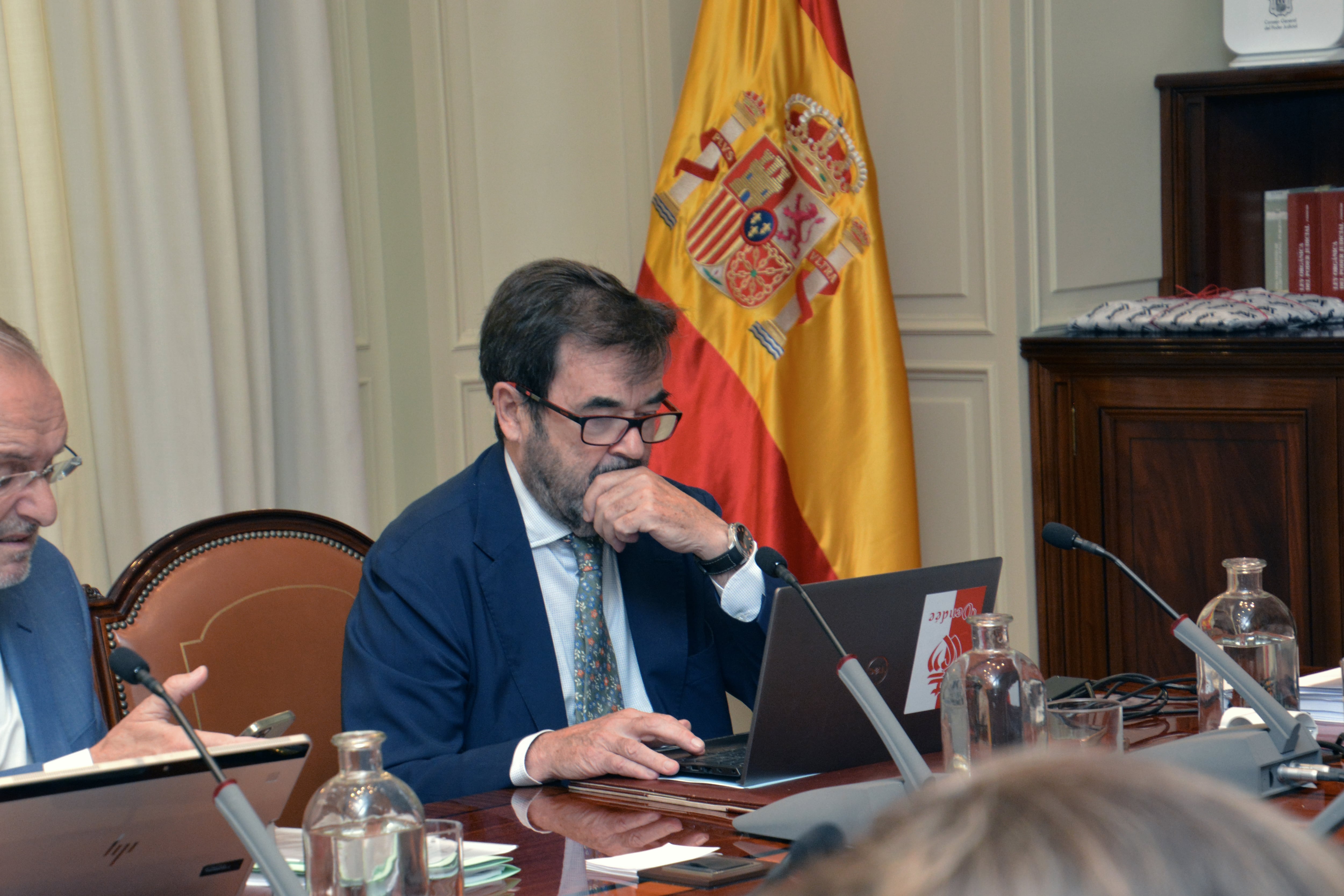 El catedrático Vicente Guilarte Gutiérrez (c), vocal conservador que ha aceptado asumir a partir de mañana la presidencia por suplencia del Consejo General del Poder Judicial (CGPJ).