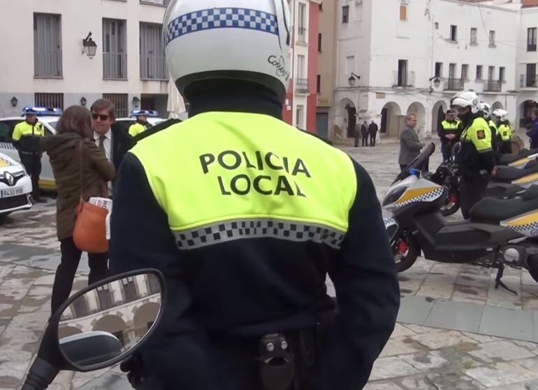 Presentación de algunas de las últimas incorporaciones a la flota de vehículos de la policía