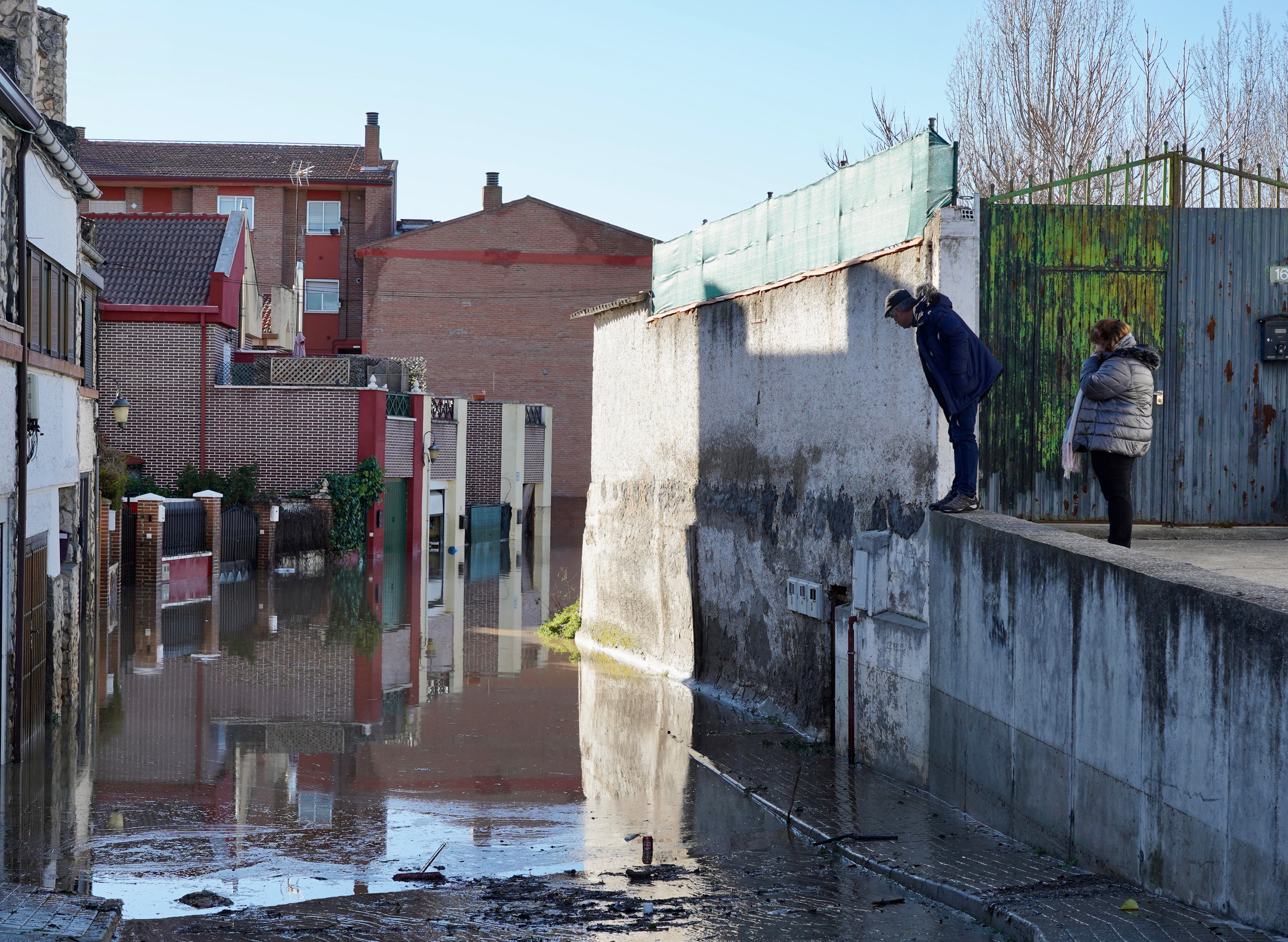 Inundaciones en Viana de Cega (Valladolid) por la crecida del r�o Cega