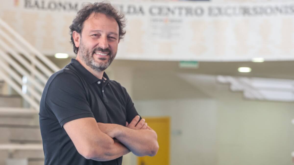 Presentación de Antonio Mateo como entrenador del Bm. Elda - C.E.E.