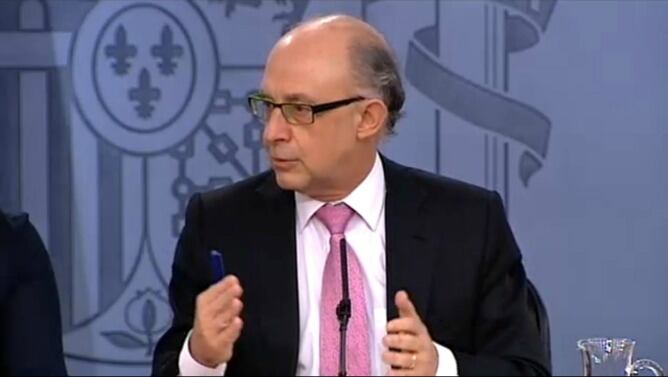 Cristóbal Montoro, ministro de Hacienda