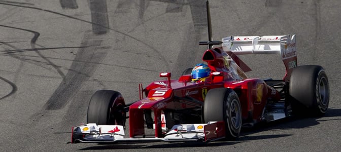 Alonso rueda con su F2012 en Jerez