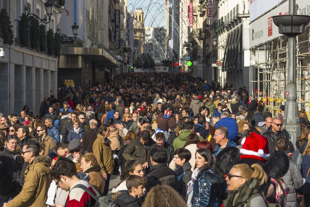 La madrileña calle Preciados durante las Navidades en una imagen de archivo