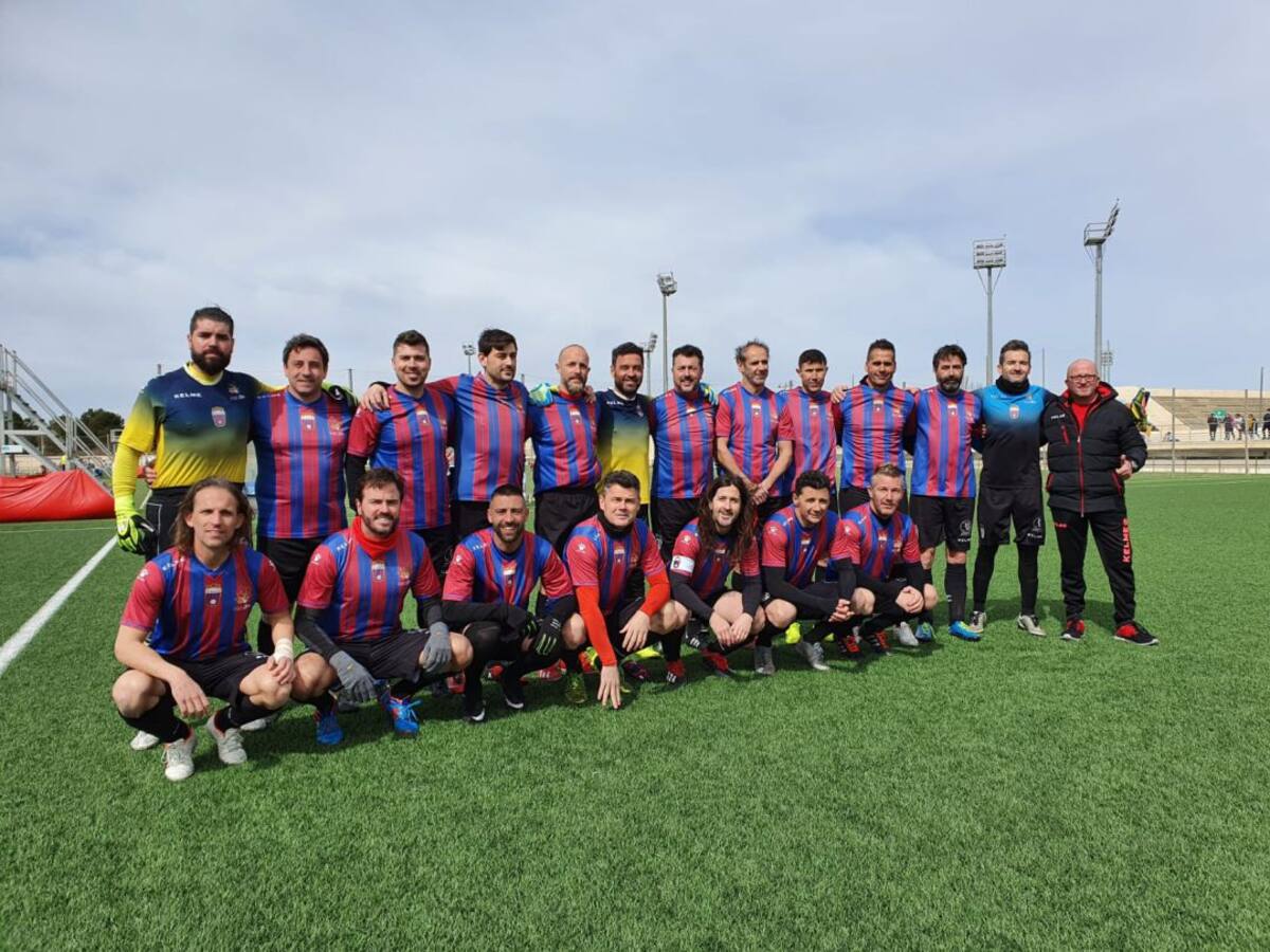 El Eldense veteranos sigue sumando éxitos