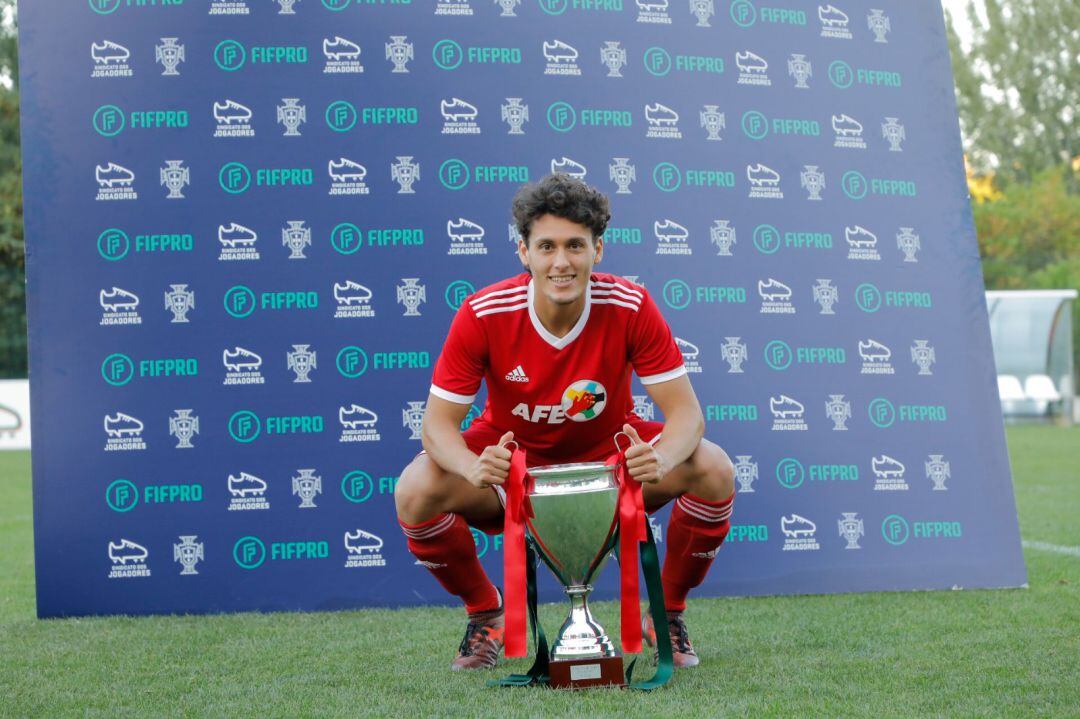 Junior Román es nuevo jugador del Xerez DFC