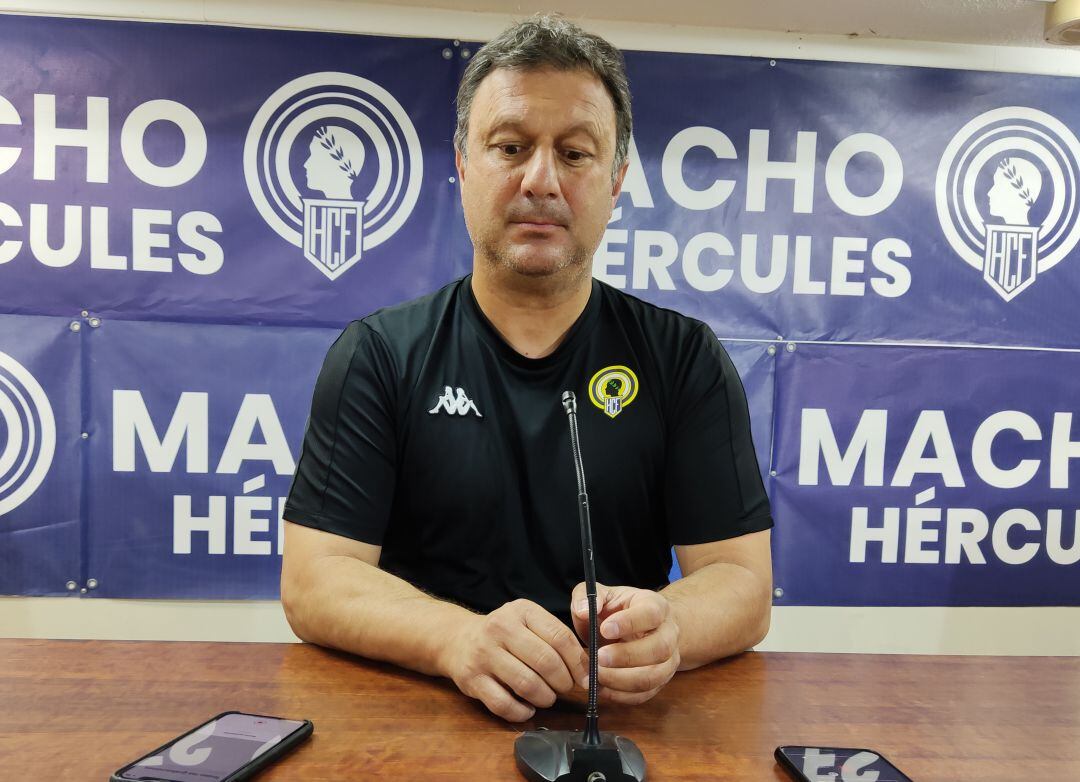 Manolo Díaz, entrenador del Hércules CF