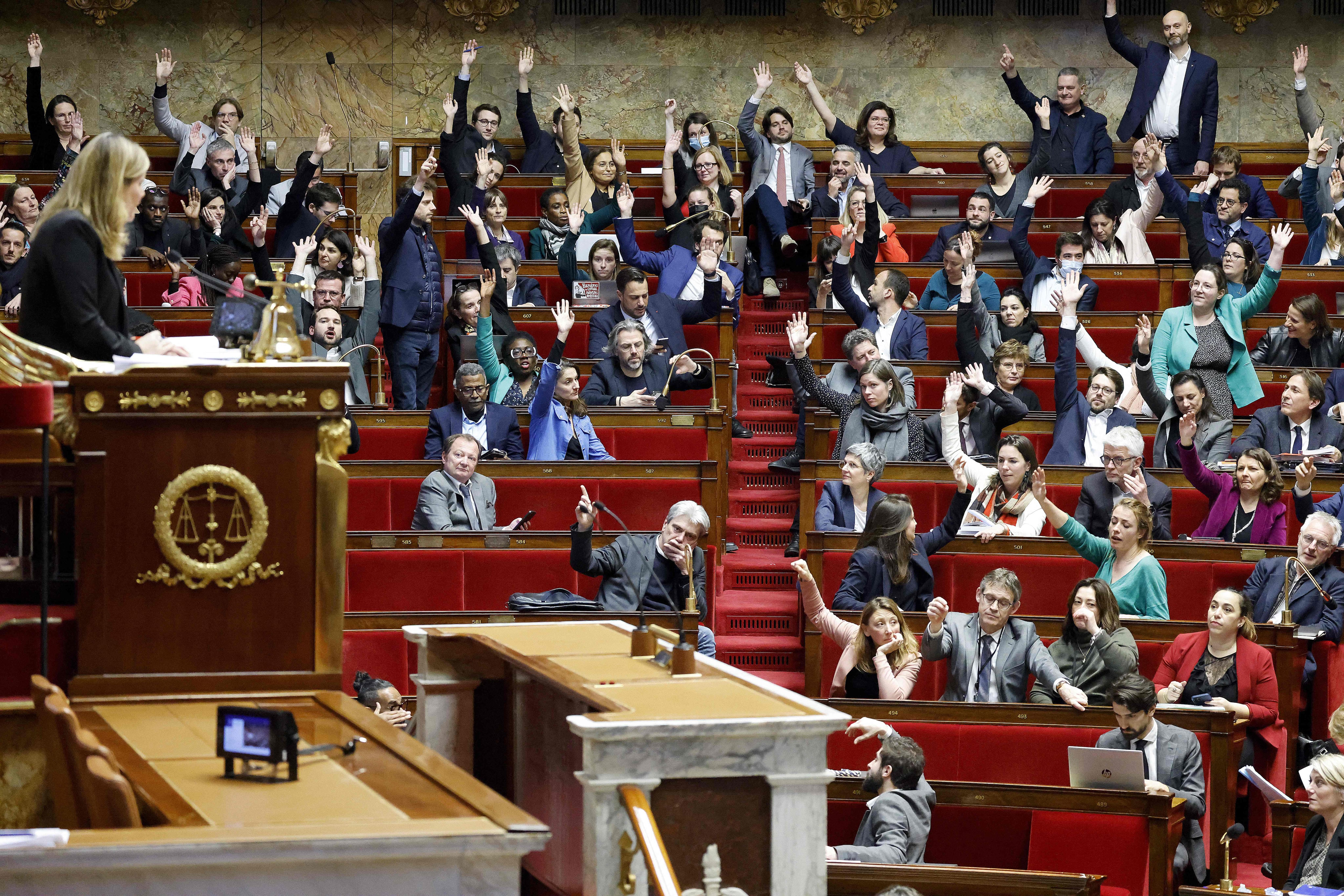 Diputados franceses votan una enmienda sobre la reforma del sistema de pensiones