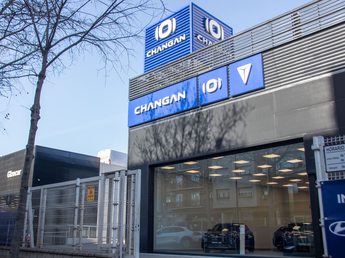 Grupo Carza abre Tao Motor, nuevo concesionario de Changan en Zaragoza