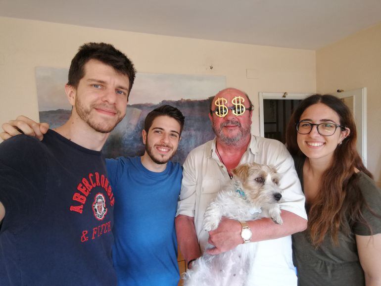 Josep Monràs amb l'equip de 'Rumescu'