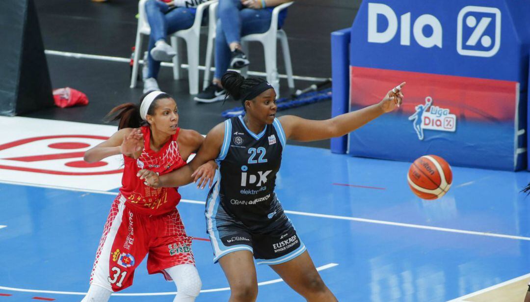 Vivi en su primer partido oficial con el IDK Gipuzkoa