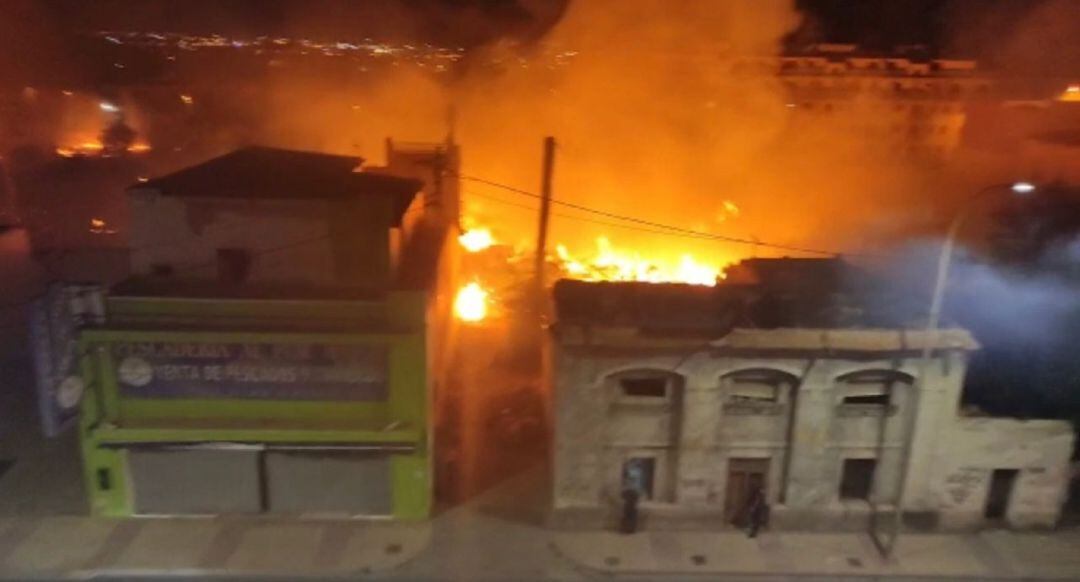 Incendio en un solar de Barriomar