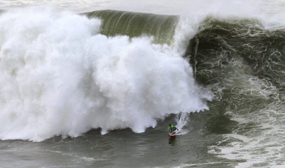 El estadounidense Nic Lamb durante su participación en la &#039;Big Wave World Tour&#039; Punta Galea Challenge 2021