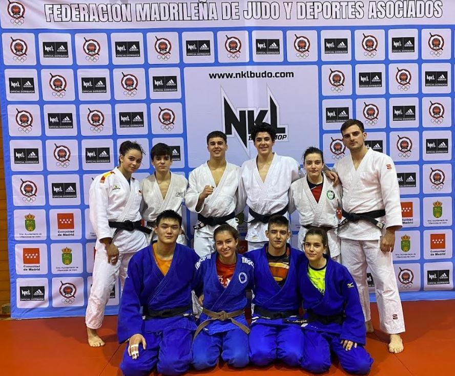 Deportistas del Club Ibón en Madrid