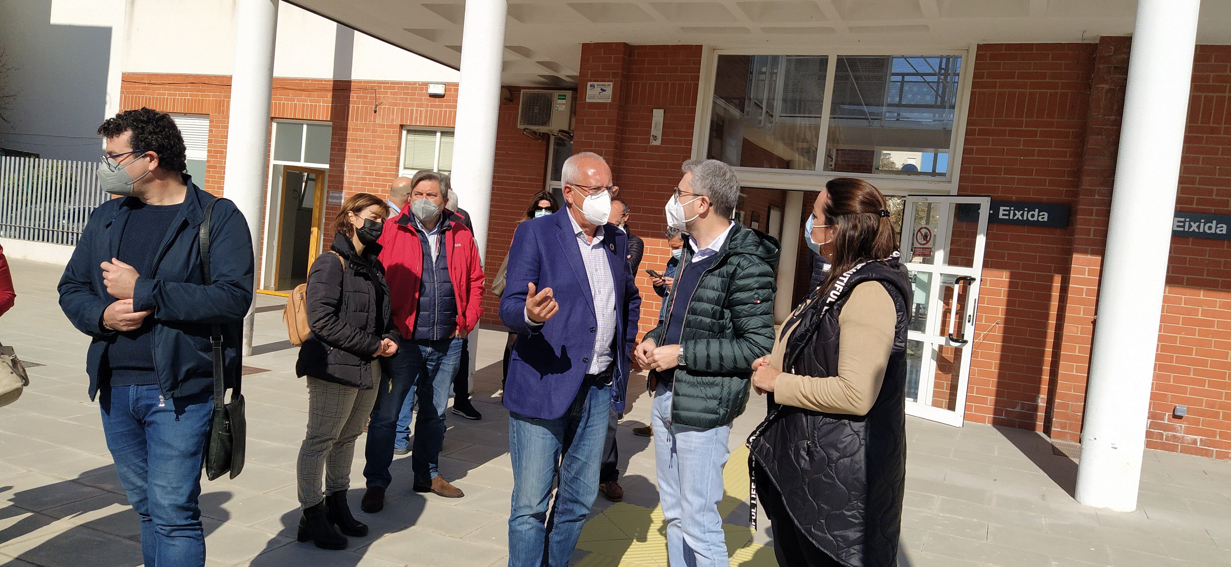 Visita del conseller Arcadi España a las obras de la línea 9 del TRAM.