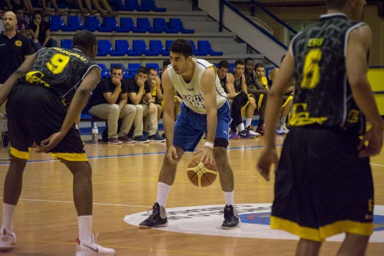 Primer partido de pretemporada y de la Copa Galicia, dell COB, el cual le ganaba al Xuven Cambados, realizando un gran encuentro por parte ourensana