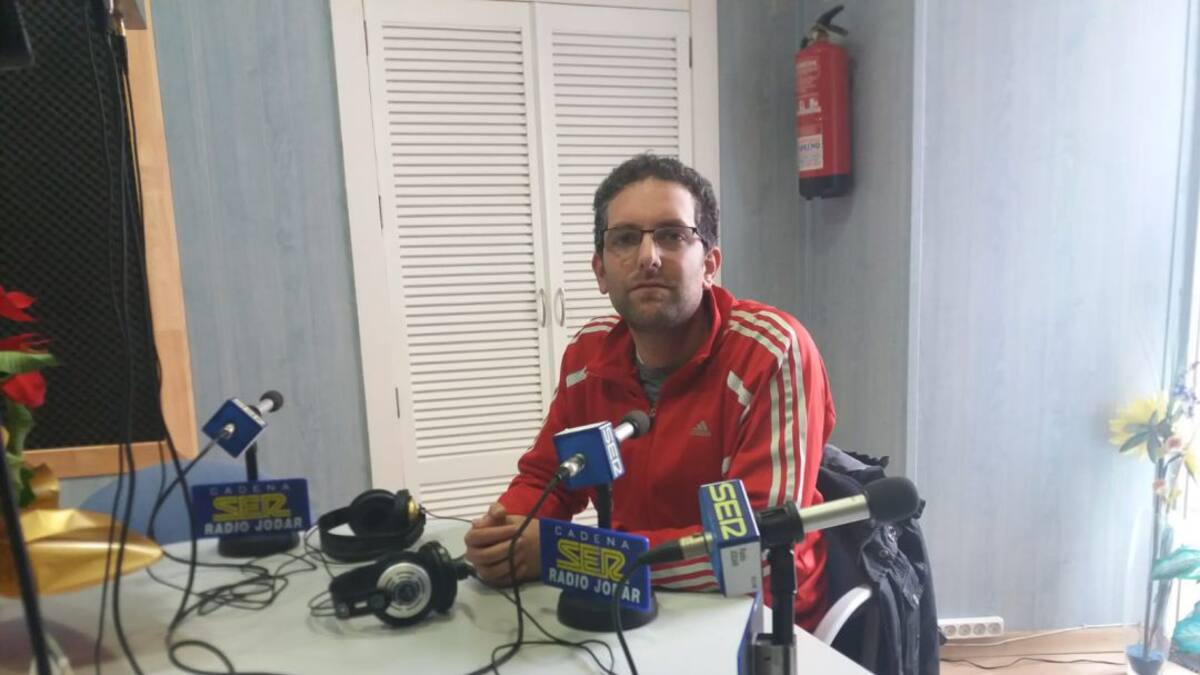 'Abajo los Borbones, Viva el Rey'