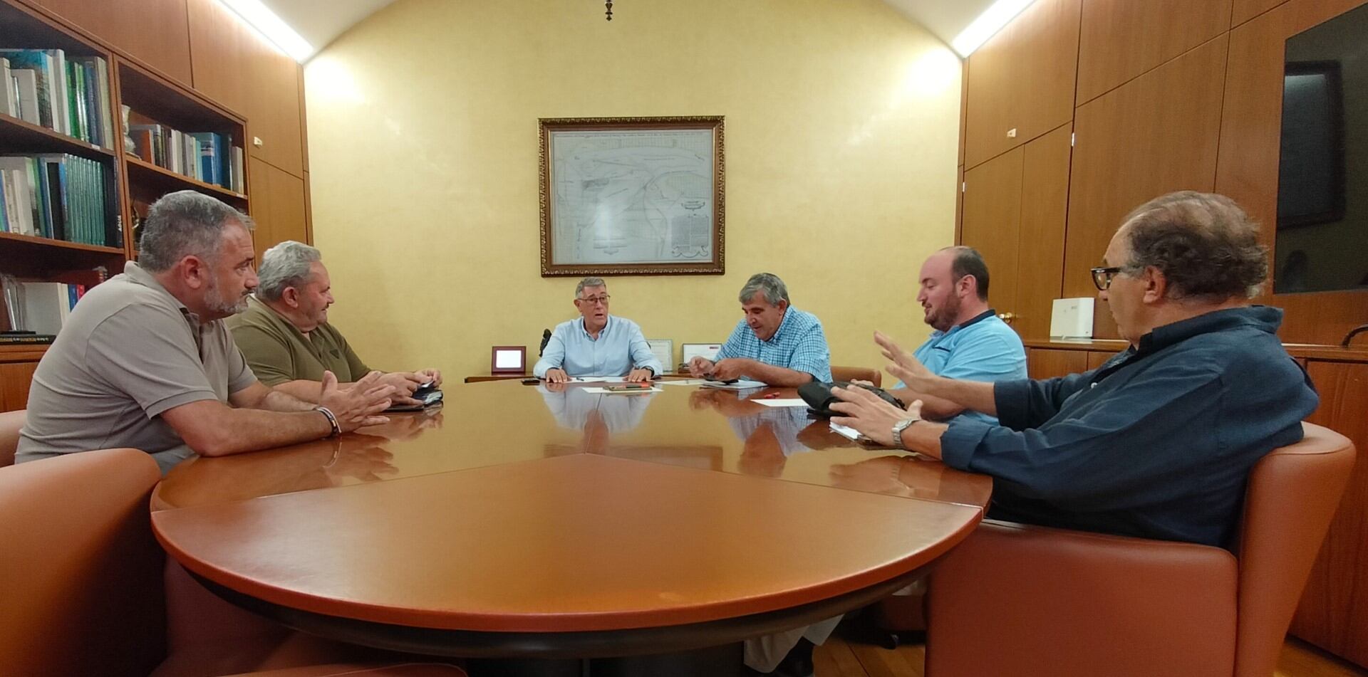 Reunión mantenida entre la CHS y representantes de COAG