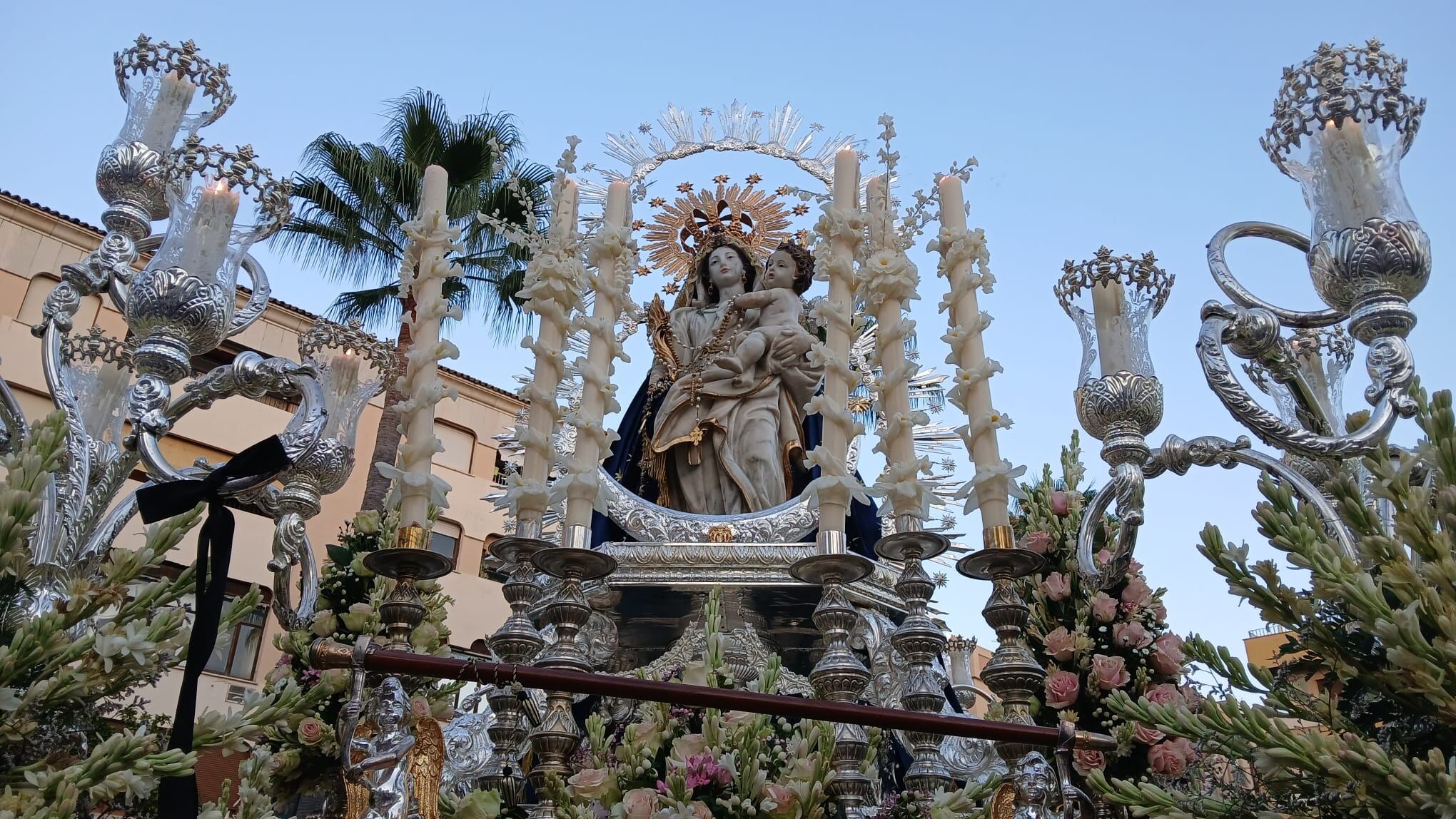 Virgen de la Palma en procesión