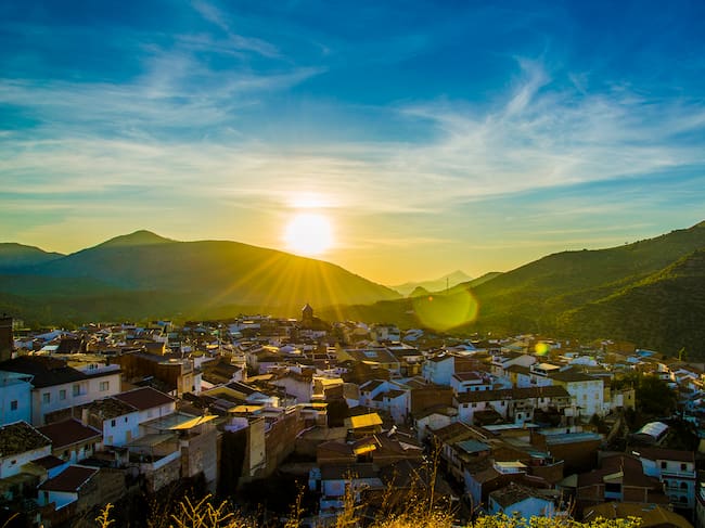 Panorámica de Valdepeñas de Jaén.
