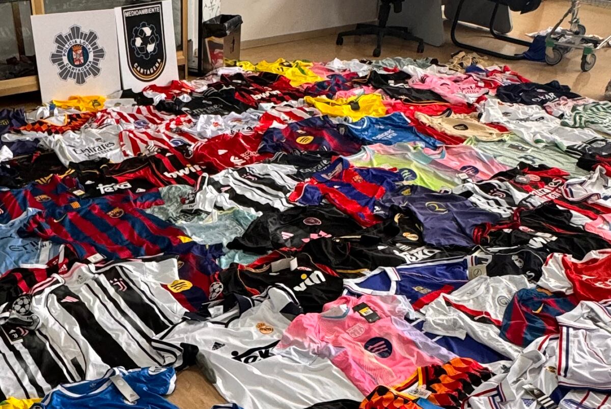 495 falsificaciones fuera de circulación tras operativo en La Manga