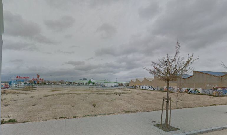 Terrenos donde se ubicará el Colegio de Imaginalia