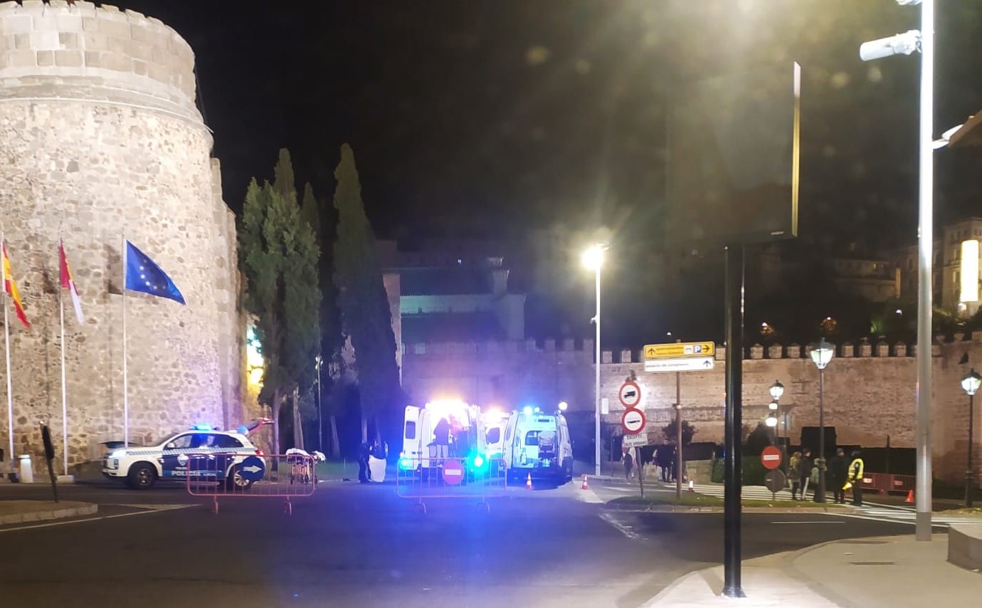 Accidente la pasada noche en la rotonda de Bisagra