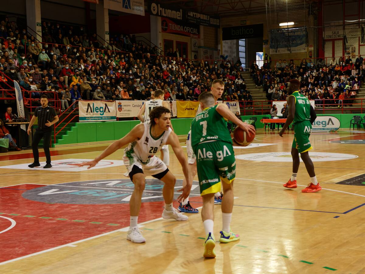 El Grupo Alega arrancará la temporada contra el Lucentum Alicante en el Vicente Trueba