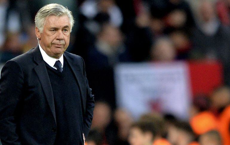 Ancelotti durante el partido ante el Leverkusen.