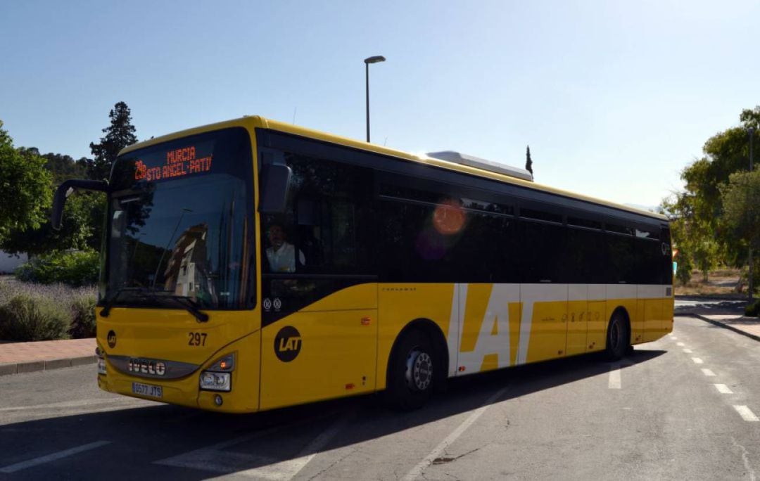 La Región de Murcia es la única comunidad donde bajaron los usuarios de bus urbano hasta junio 