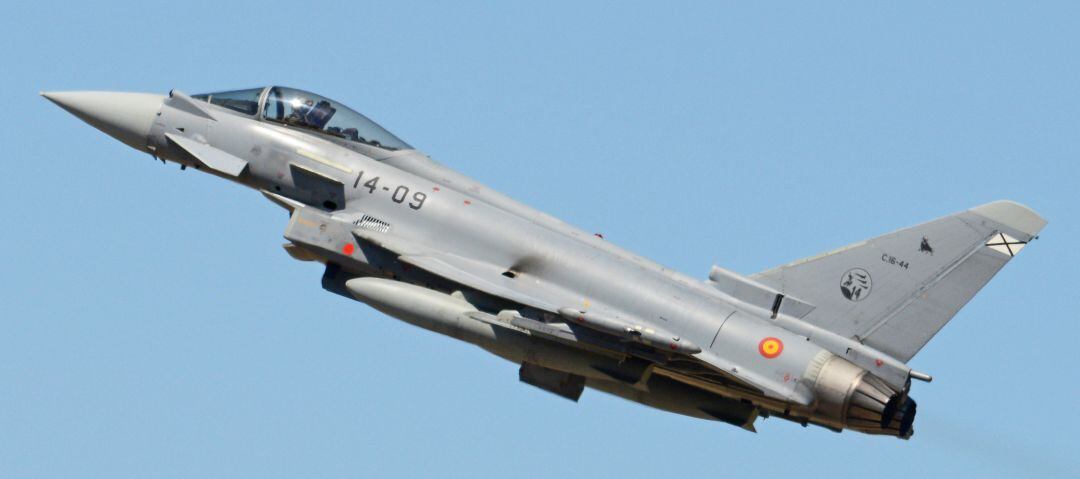 Imagen de un Eurofighter C16