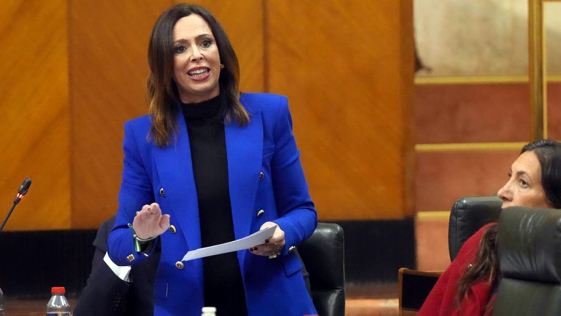 Rocío Díaz, consejera de Fomento, durante el pleno del Parlamento andaluz