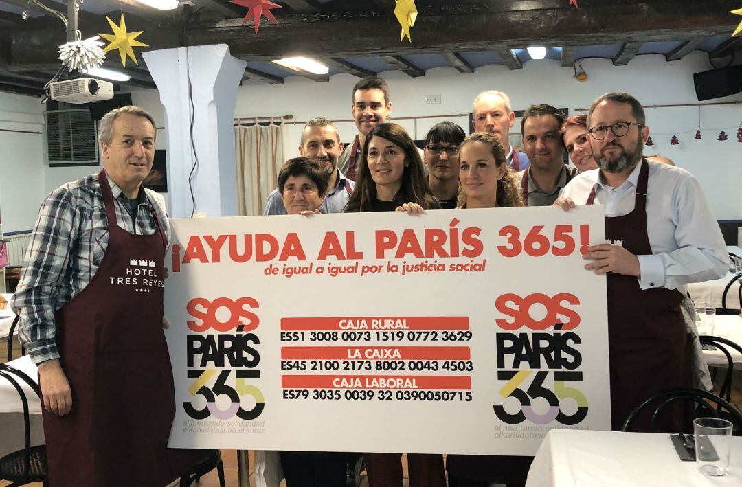 Almuerzo de navidad en el comedor solidario París 365