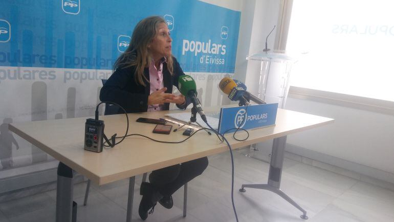 Carmen Ferrer, portavoz del PP