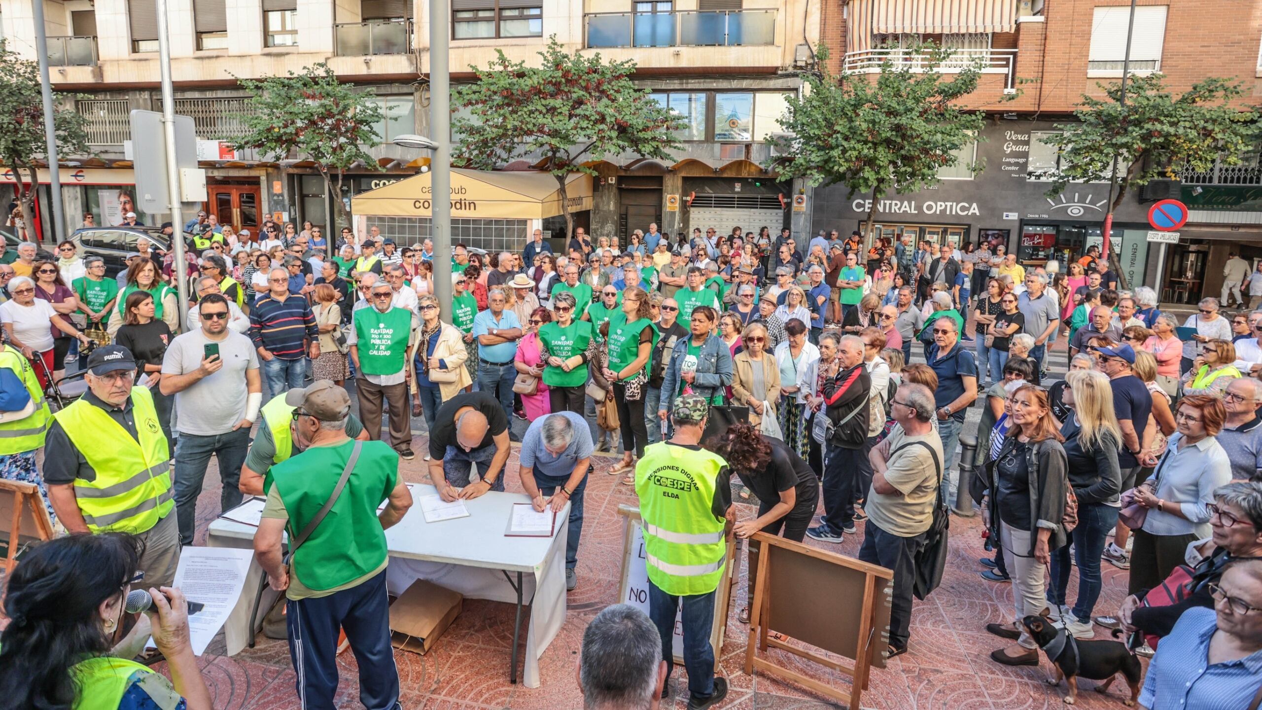 Los eldenses reclaman una sanidad pública y de calidad