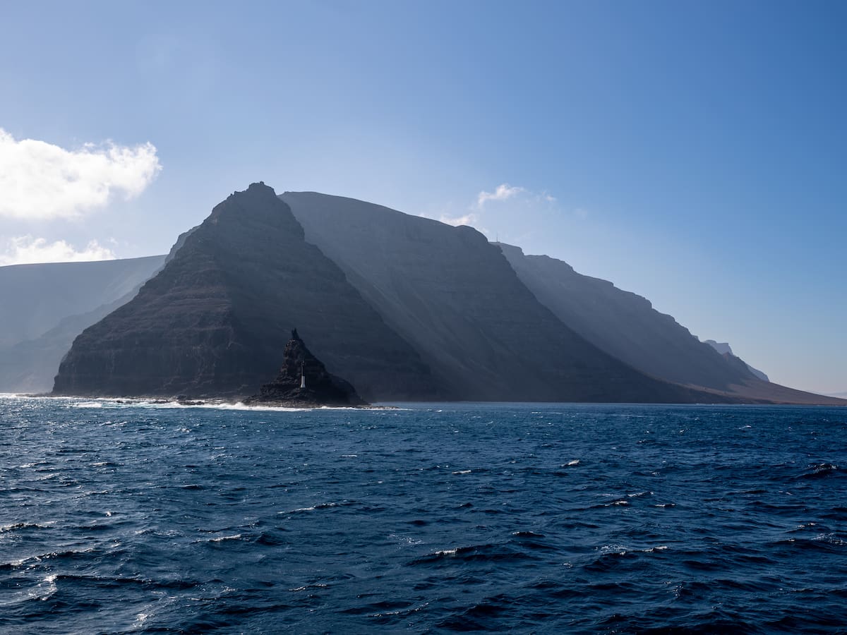 Bacterias del fondo del mar y luz solar, ingredientes para producir hidrógeno y dejar atrás los combustibles fósiles
