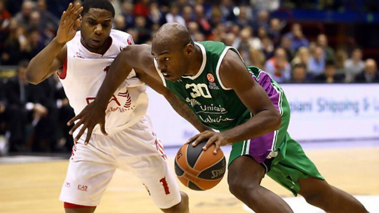 Caleb Green en el partido contra el EA7 Emporio Armani Milán