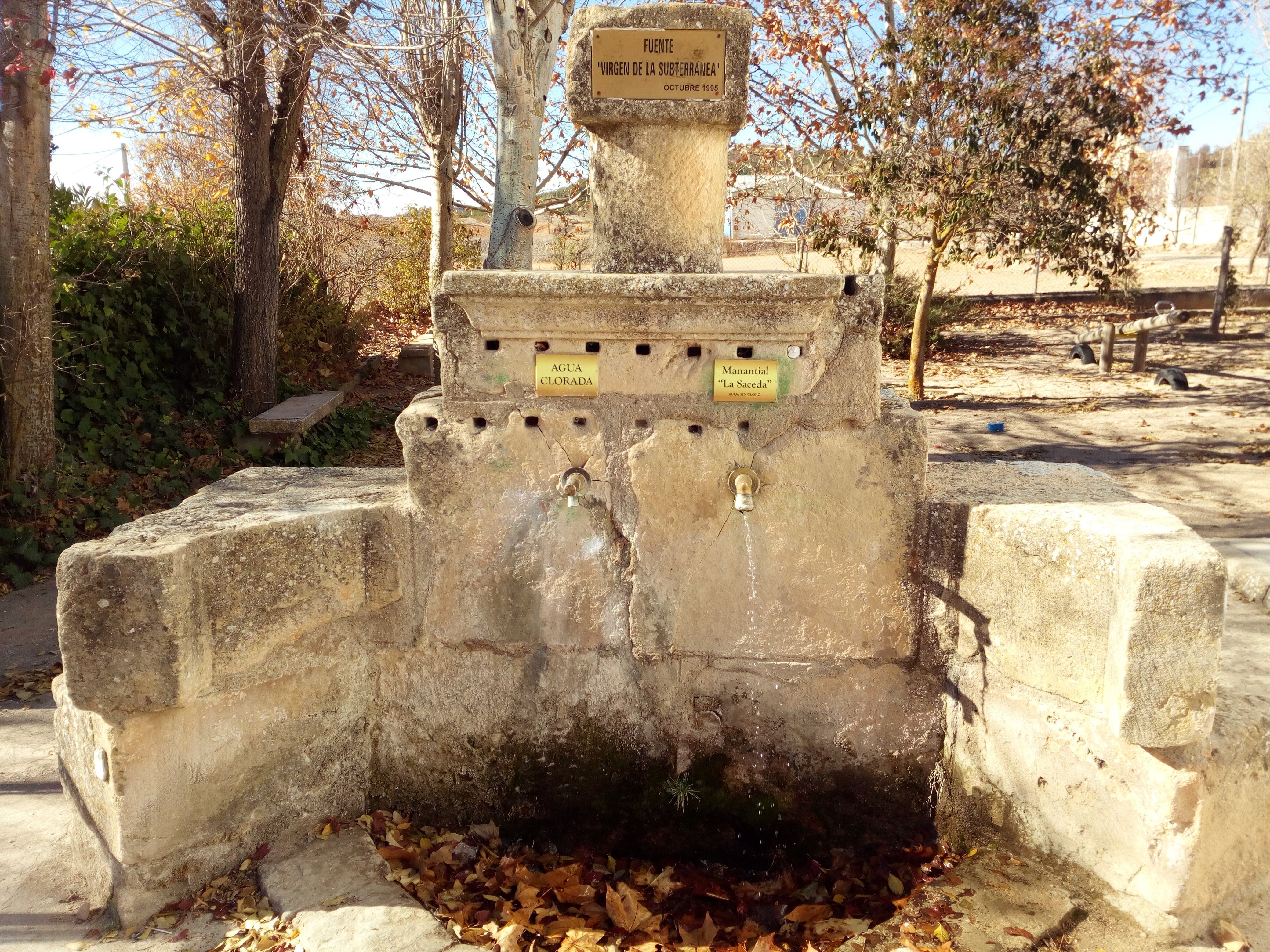 Fuente de la Virgen de la Subterránea en Villar del Horno (Cuenca).