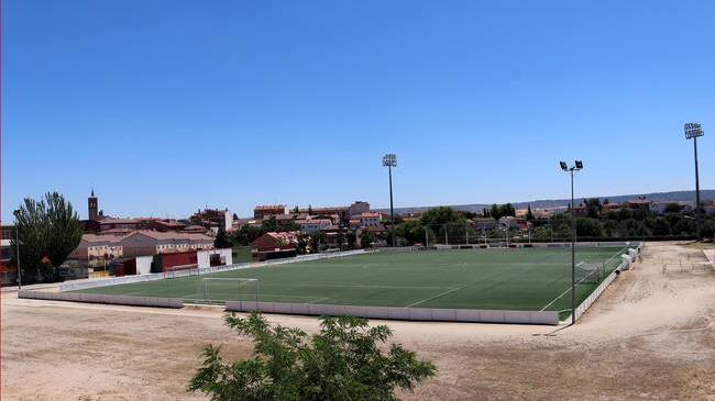 Campo de fútbol de Cabanillas
