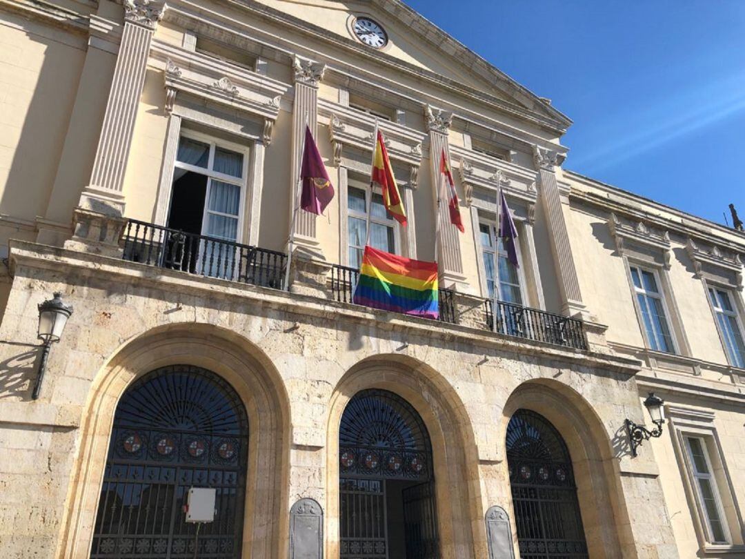 Fachada del Ayuntamiento de Palencia