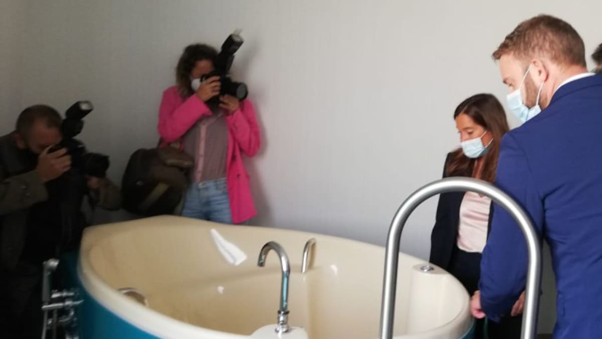 Maternidad HM Belén estrena unidad de parto natural con bañera
