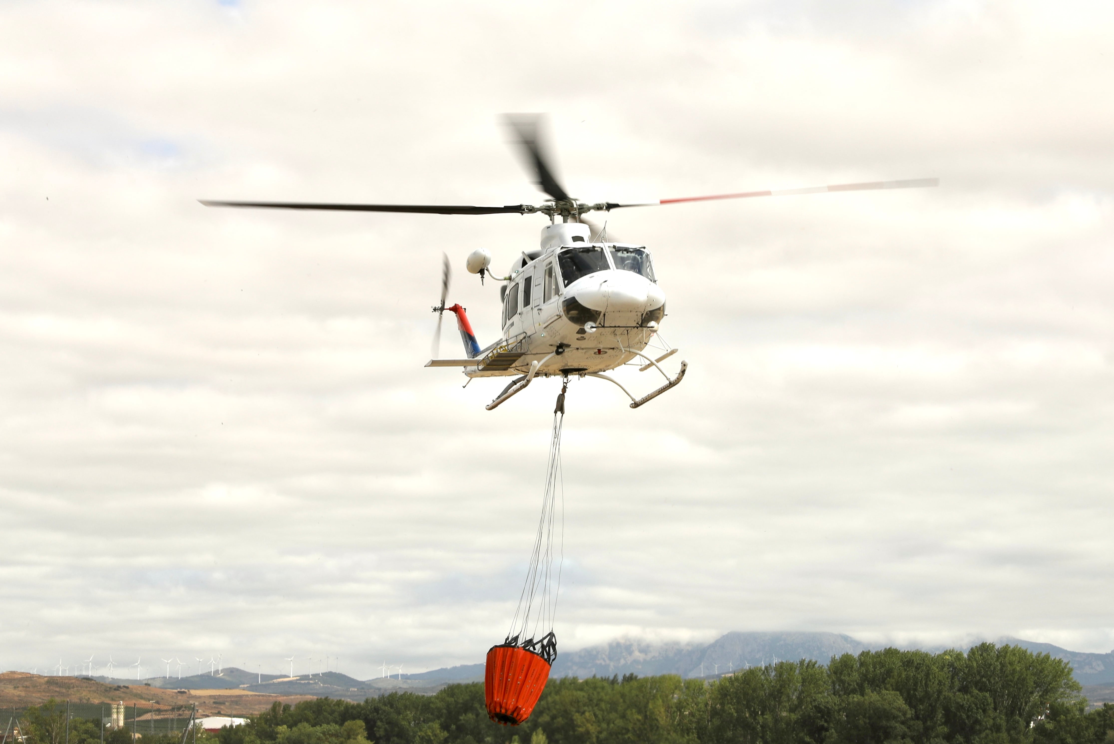 Medios aéreos de extinción de incendios en La Rioja. Archivo
