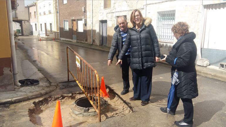 La presidenta de la Diputación ha visitado Cevico Navero, en Palencia