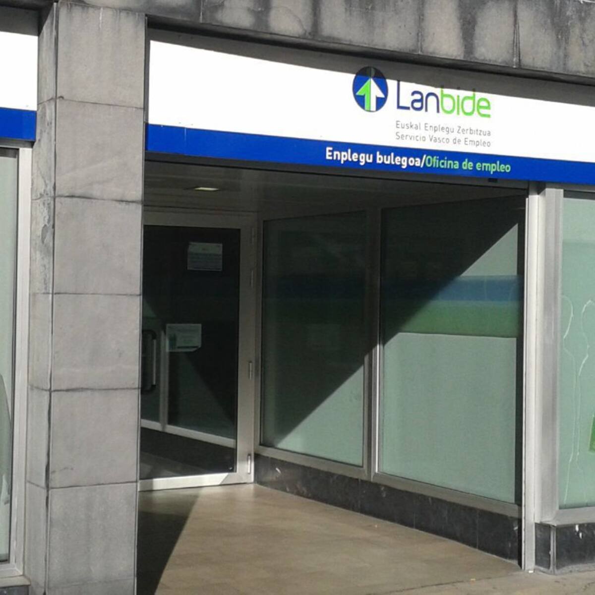 El paro en Debabarrena se reduce por tercer mes consecutivo