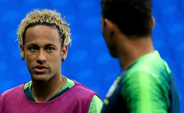 El nuevo &#039;look&#039; de Neymar, que estrenó en el último entrenamiento de la &#039;canarinha&#039;