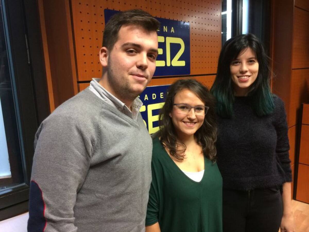 Los jóvenes ven pocos cambios en el Gobierno y no descartan recortes